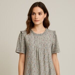 💙 Plus Size Floral Blouse - Blue, Short Sleeve, Round Neck💙